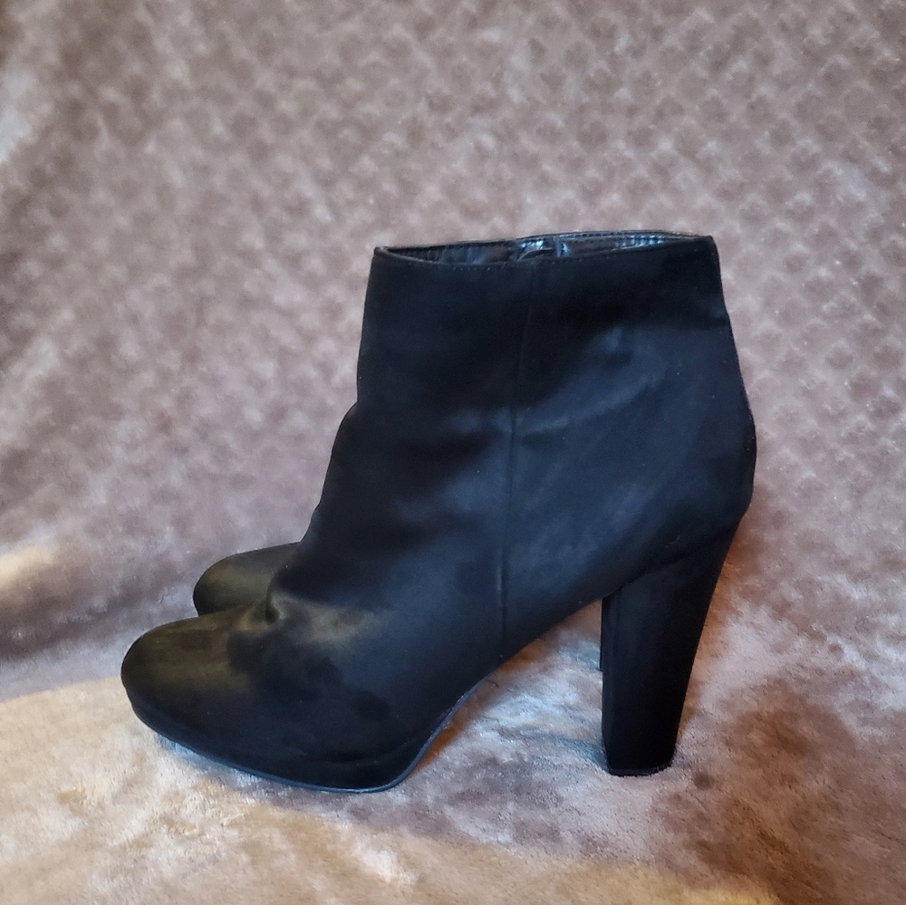 Forever 21 Black Booties
